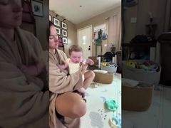 【A】Спрей для носа с солевым раствором Cleanote прост в использовании, имеет регулируемое сопло на 360° для младенцев.